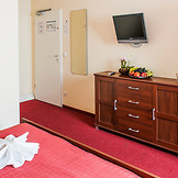 Hotel Mikon Eastgate: Dreibettzimmer Standard